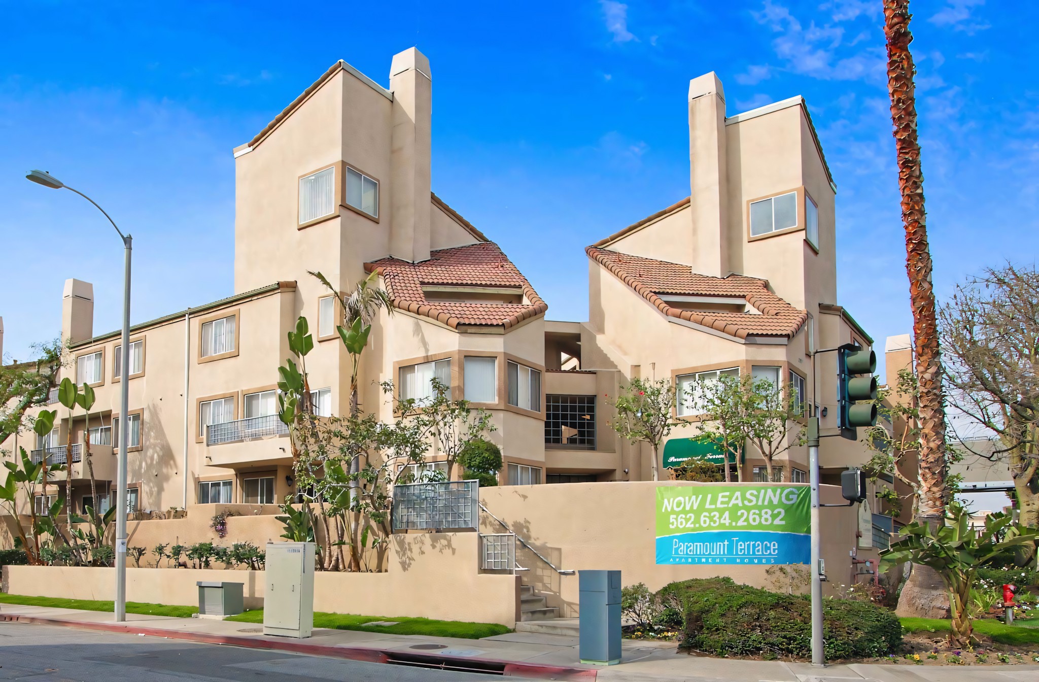 Paramount exterior building facade and entrance